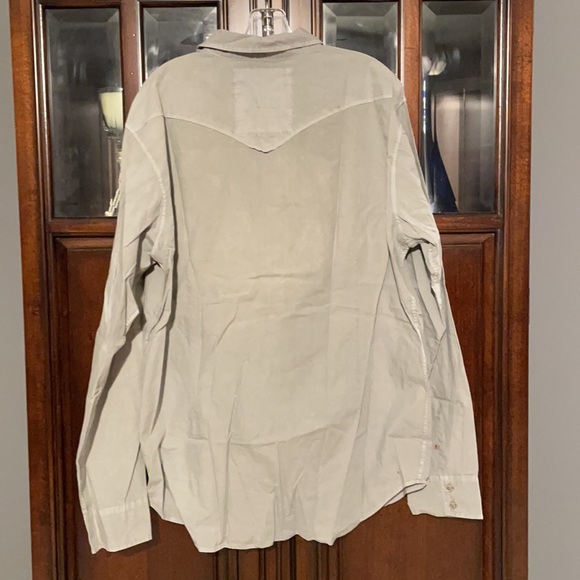 Men’s Guess button down size XL - Picture 2 of 4